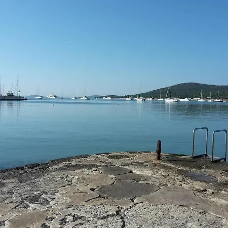 Vakantiehuis Holiday Ante - 30 M From Beach *