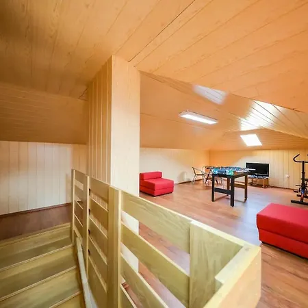 Vakantiehuis Holiday Ante - 30 M From Beach Ist