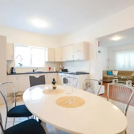 Holiday Ante - 30 M From Beach Vakantiehuis